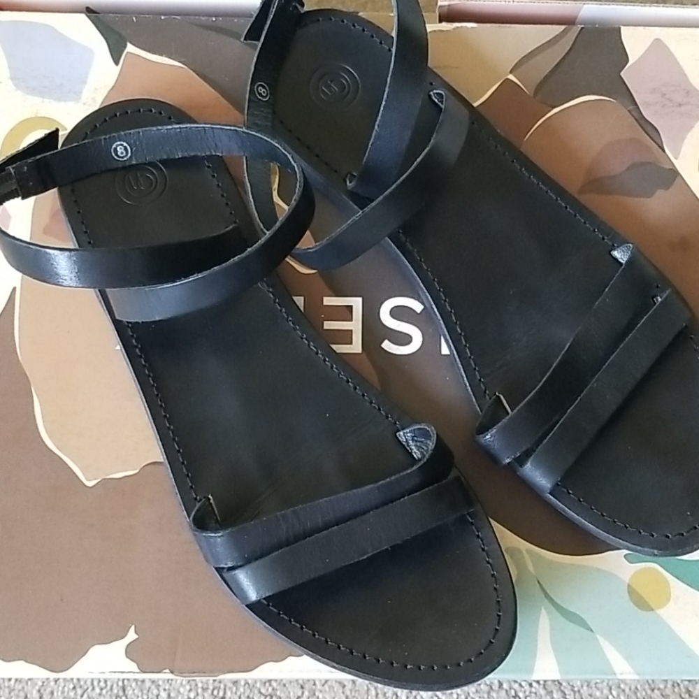 Urban Outfitters Roman style leather sandals
